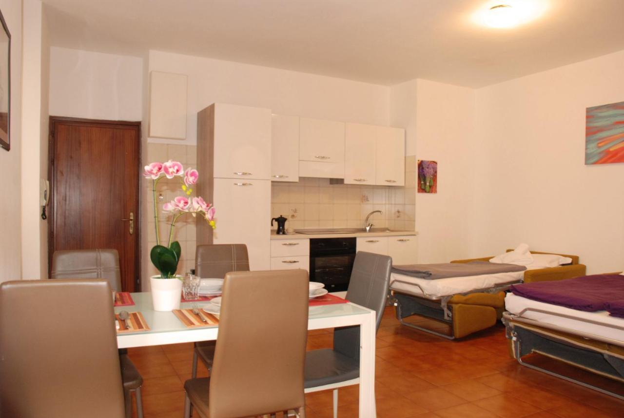 Apartamento Take It Easy Riva del Garda Exterior foto